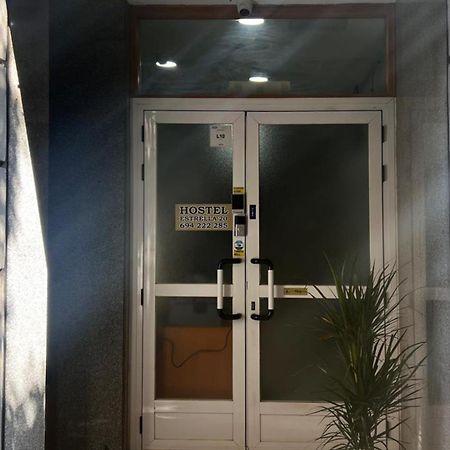 Hostel Estrella 20 Мадрид Экстерьер фото