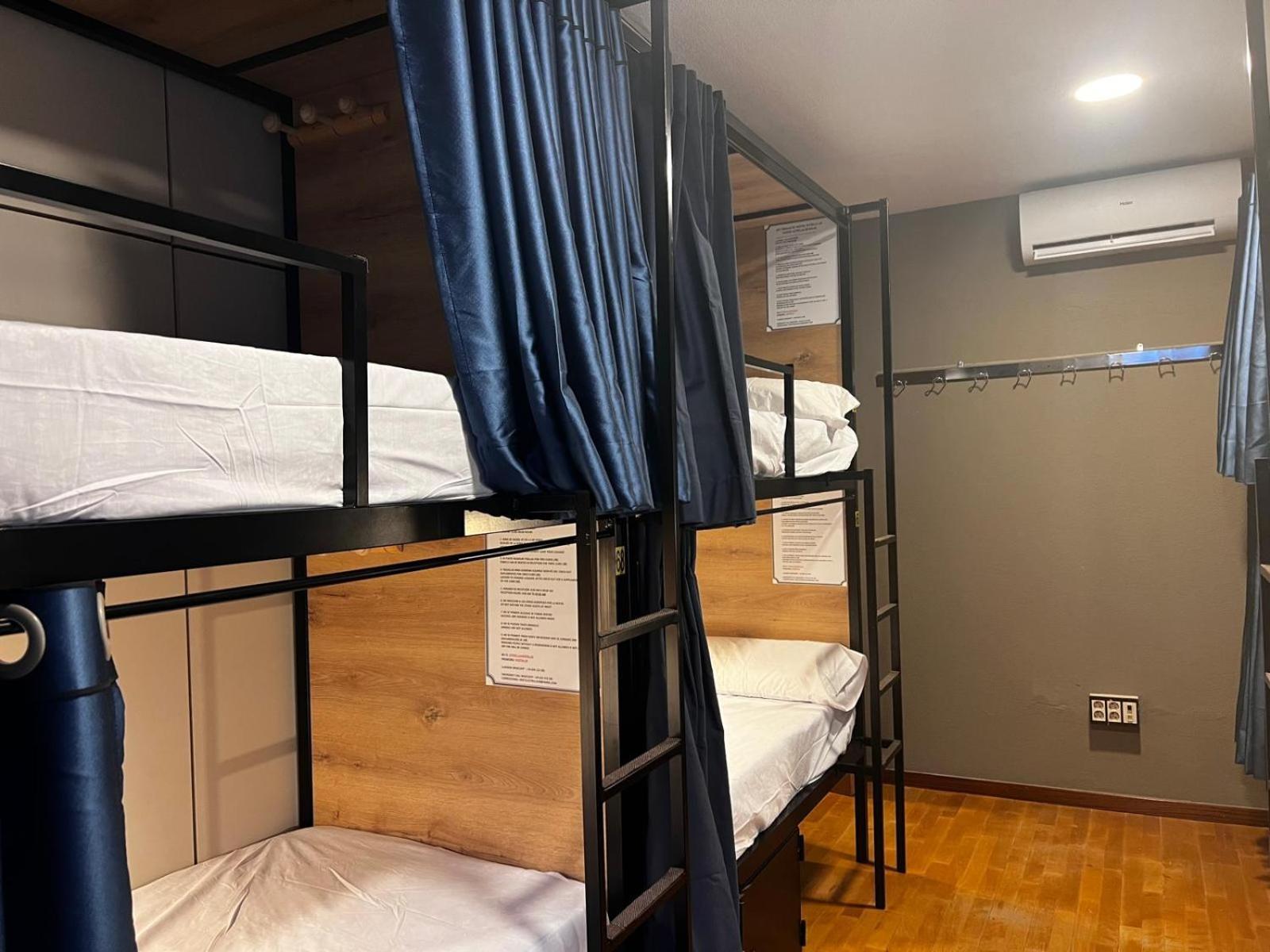 Hostel Estrella 20 Мадрид Экстерьер фото